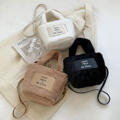 Dreamsie - Fleece Hand Bag